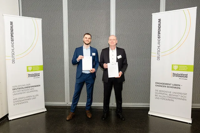REO AG prosegue la tradizione di sponsor nell'ambito del Deutschlandstipendium (borsa di studio tedesca)